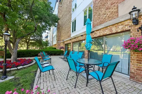 225 Lake Boulevard Buffalo Grove IL 60089