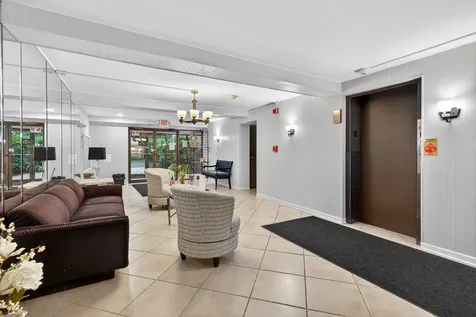 225 Lake Boulevard Buffalo Grove IL 60089