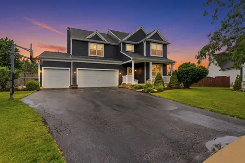 911 Millard Court Joliet IL 60431