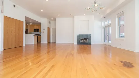 845 West Altgeld Street Chicago IL 60614