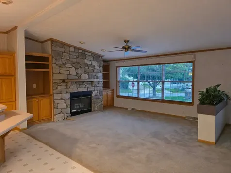923 Apple Lane Manteno IL 60950