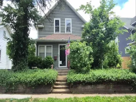 3226 15TH Street C Moline IL 61265