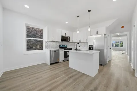8219 South Throop Street Chicago IL 60620