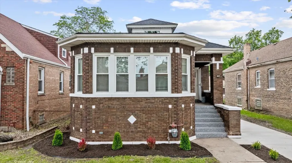 8525 South Hermitage Avenue Chicago IL 60620