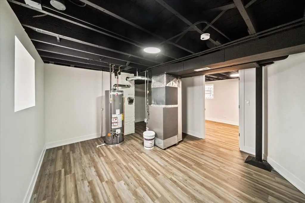 8525 South Hermitage Avenue Chicago IL 60620