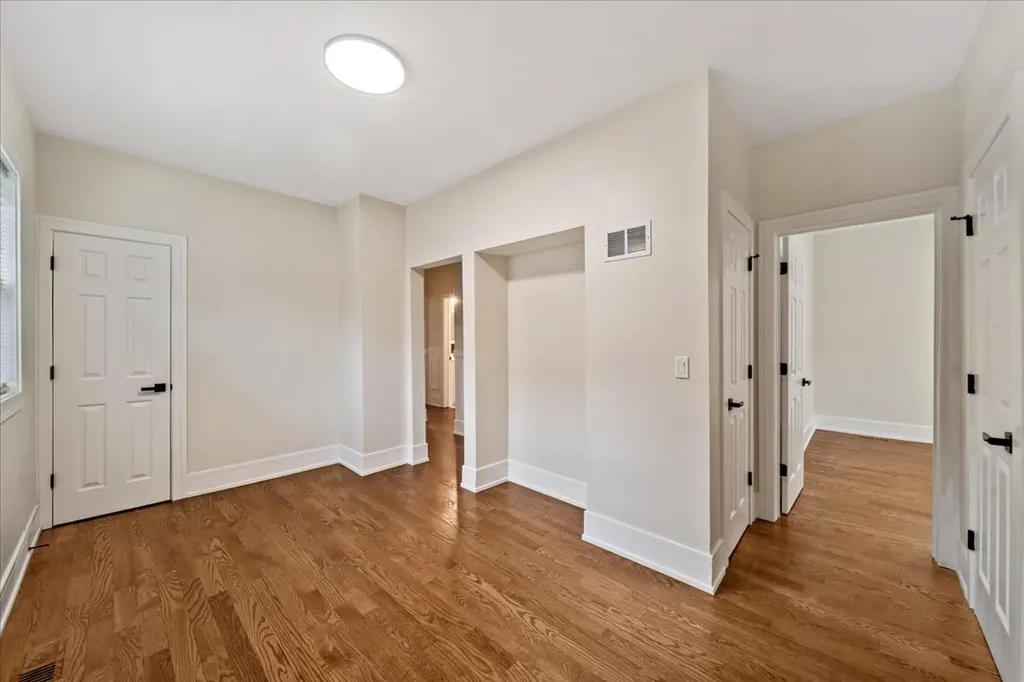 8525 South Hermitage Avenue Chicago IL 60620