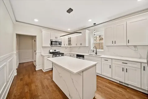 8525 South Hermitage Avenue Chicago IL 60620