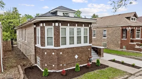 8525 South Hermitage Avenue Chicago IL 60620