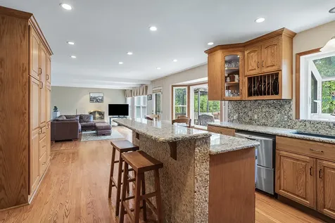 912 Valencia Drive Shorewood IL 60404
