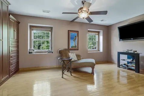 912 Valencia Drive Shorewood IL 60404