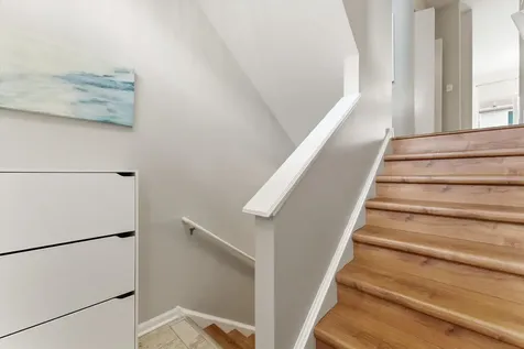 576 South Rosehall Lane Round Lake IL 60073