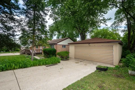 28671 North Harrison Avenue Wauconda IL 60084