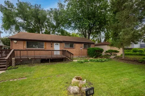 28671 North Harrison Avenue Wauconda IL 60084