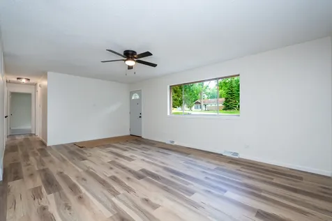 28671 North Harrison Avenue Wauconda IL 60084