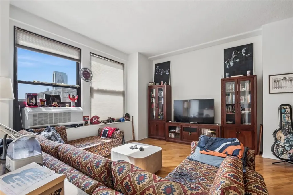 600 South Dearborn Street Chicago IL 60605