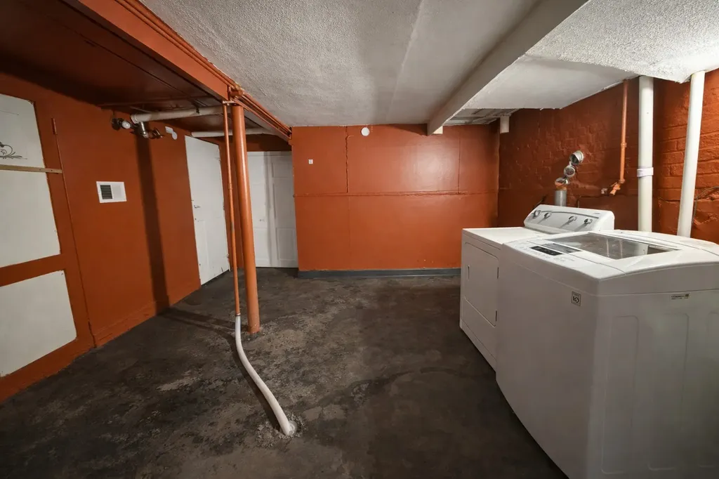 6733 South Maplewood Avenue Chicago IL 60629