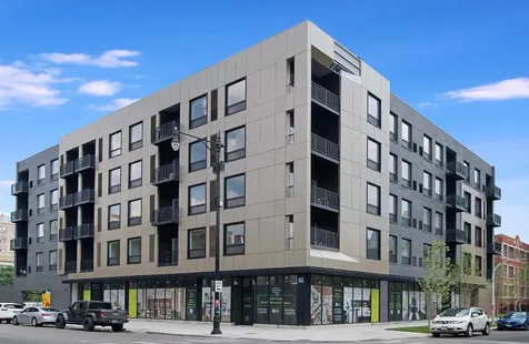 948 West Sunnyside Avenue Chicago IL 60640