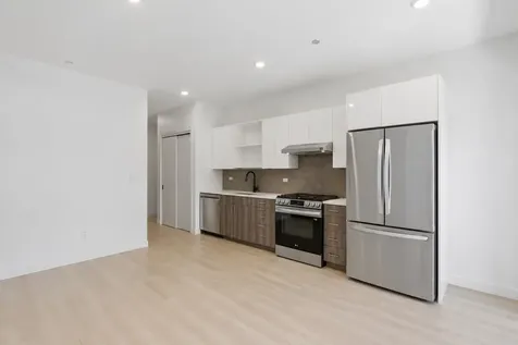 948 West Sunnyside Avenue Chicago IL 60640