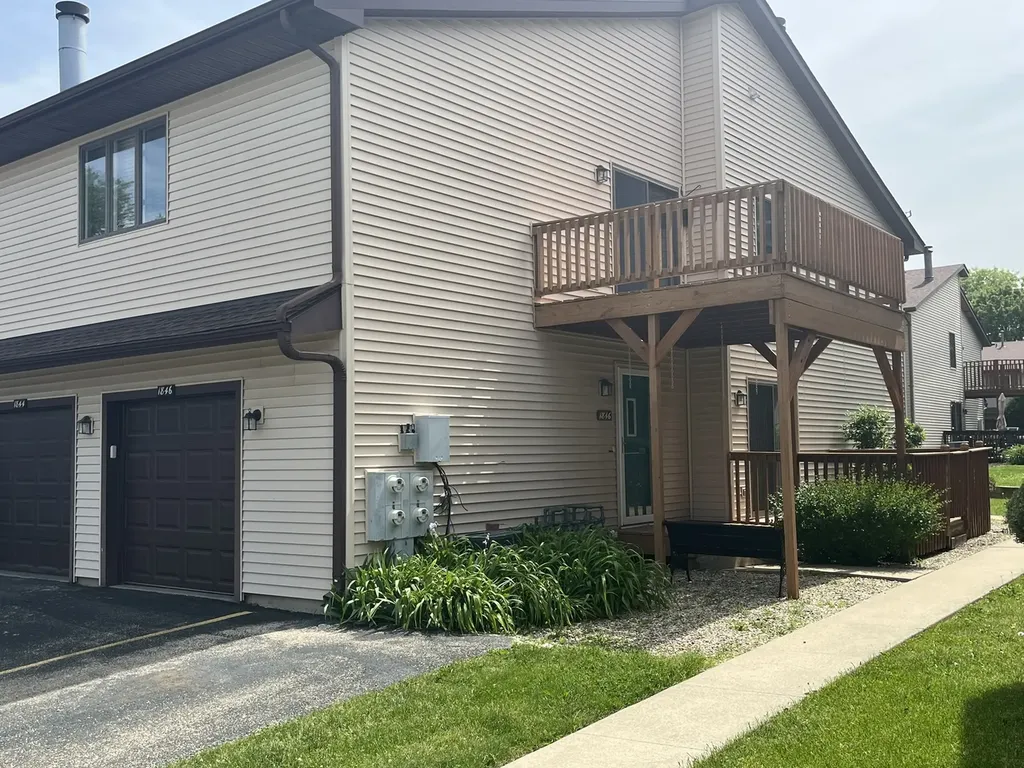 1846 Kerrybrook Court Sycamore IL 60178