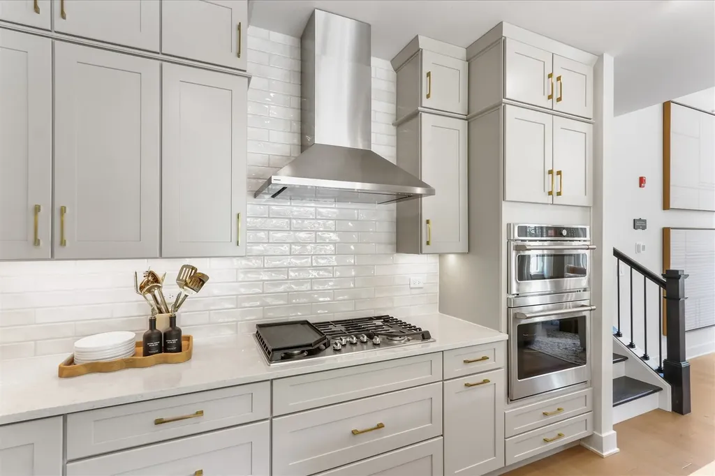 2068 Iron Ridge Lane Naperville IL 60563