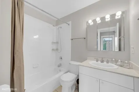 3320 North Racine Avenue Chicago IL 60657