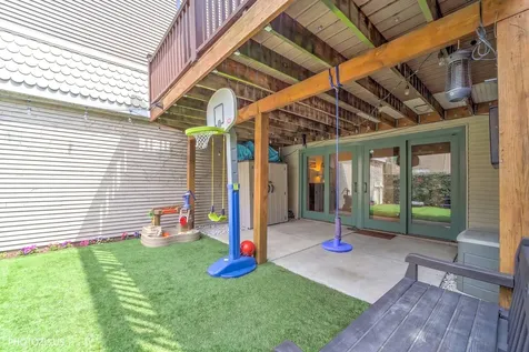 3320 North Racine Avenue Chicago IL 60657