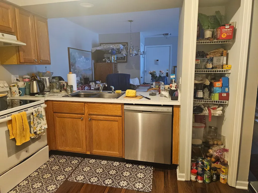 4424 Euclid Avenue Rolling Meadows IL 60008