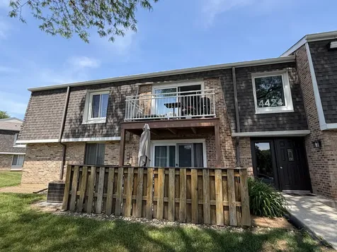 4424 Euclid Avenue Rolling Meadows IL 60008