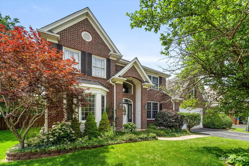 2471 Warwick Court Aurora IL 60503
