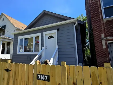 7147 South Green Street Chicago IL 60621