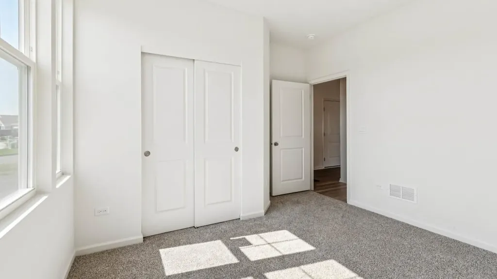17513 West Windemere Circle Lockport IL 60441