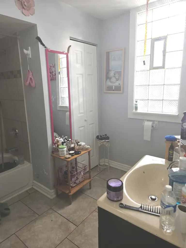 101 West 110th Place Chicago IL 60628