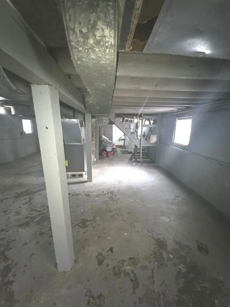 101 West 110th Place Chicago IL 60628
