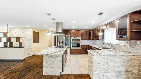 1770 North Newport Road Hoffman Estates IL 60169