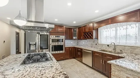1770 North Newport Road Hoffman Estates IL 60169