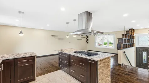 1770 North Newport Road Hoffman Estates IL 60169