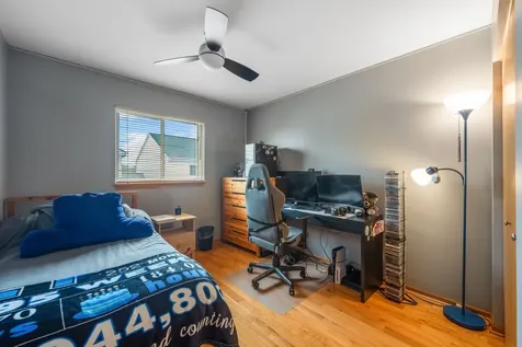 702 Windsor Lane Romeoville IL 60446
