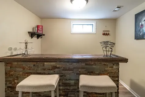 689 Laurel Avenue Wauconda IL 60084