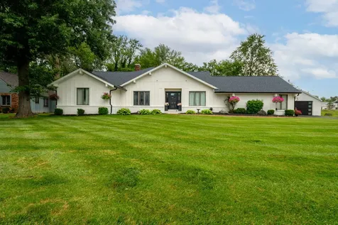 3302 West Lakeview Road Marion IL 62959