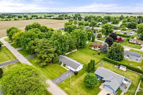 285 East Legner Street Leland IL 60531