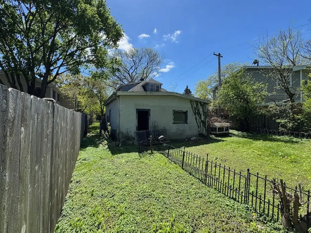 416 Illinois Road Wilmette IL 60091