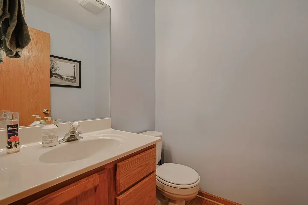 11194 Algonquin Road Huntley IL 60142