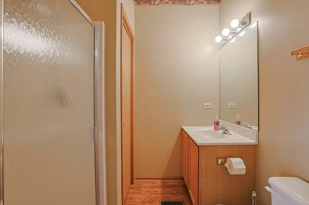 11194 Algonquin Road Huntley IL 60142