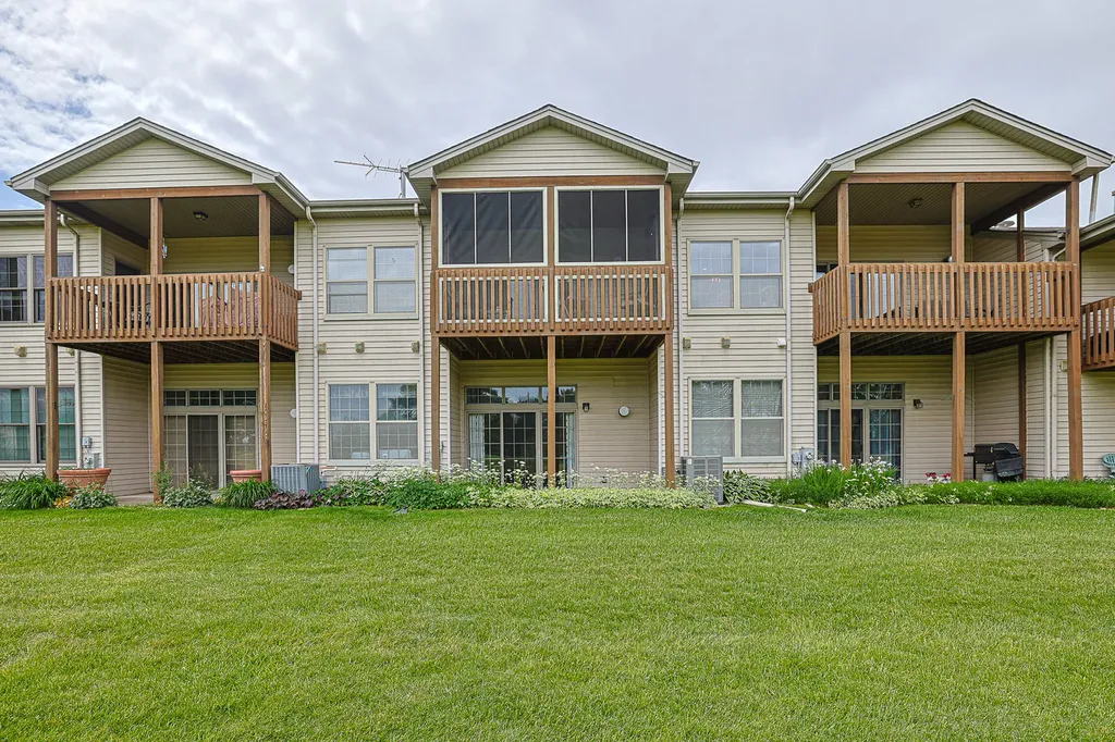 11194 Algonquin Road Huntley IL 60142