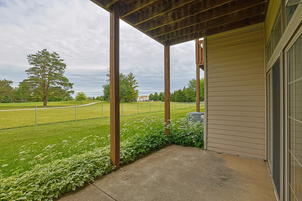 11194 Algonquin Road Huntley IL 60142