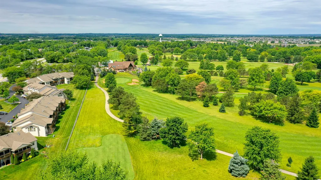11194 Algonquin Road Huntley IL 60142