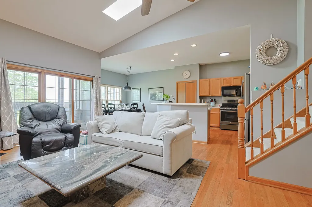 11194 Algonquin Road Huntley IL 60142