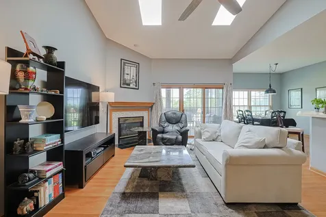 11194 Algonquin Road Huntley IL 60142