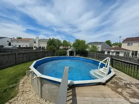 2400 Mark Avenue Zion IL 60099