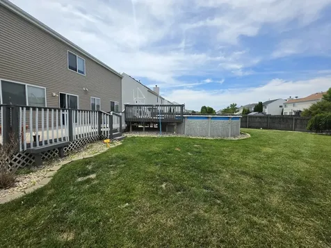 2400 Mark Avenue Zion IL 60099